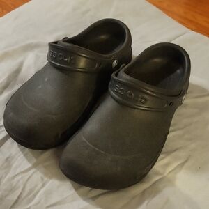 CROCS Classic Black Clogs